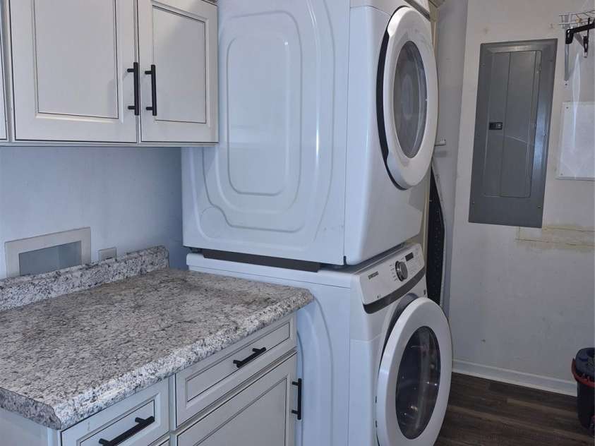 24161 Cedar Ridge Lane, Albemarle, NC 28001.  MLS# CAR4413458, YatesRealty ID 46775. LAUNDRY ROOM