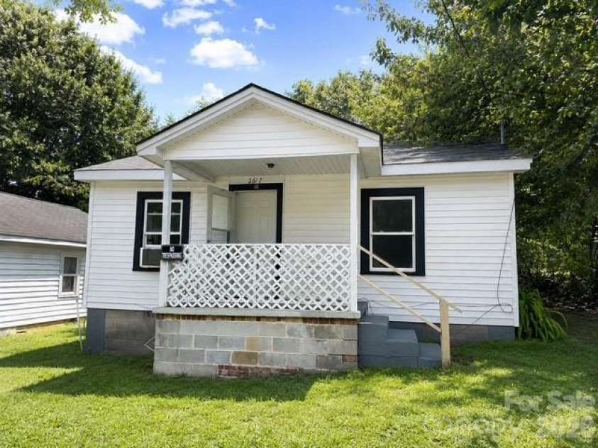2617 Calvary Street, Gastonia, NC 28052.  MLS# CAR4410816, YatesRealty ID 46777. 