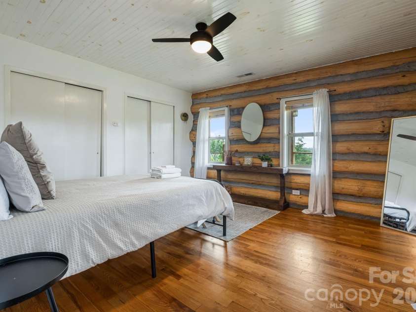 194 Cabin Hollow Drive, Marshall, NC 28753.  MLS# CAR4414308, YatesRealty ID 46778. Primary Bedroom