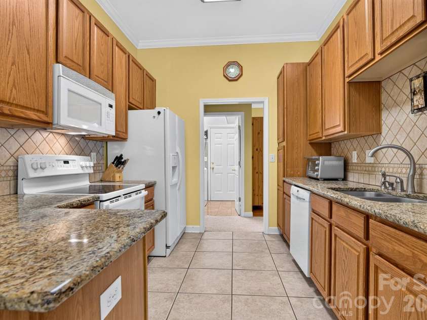 7097 Windy Pine Circle, Denver, NC 28037.  MLS# CAR4412633, YatesRealty ID 46779. 