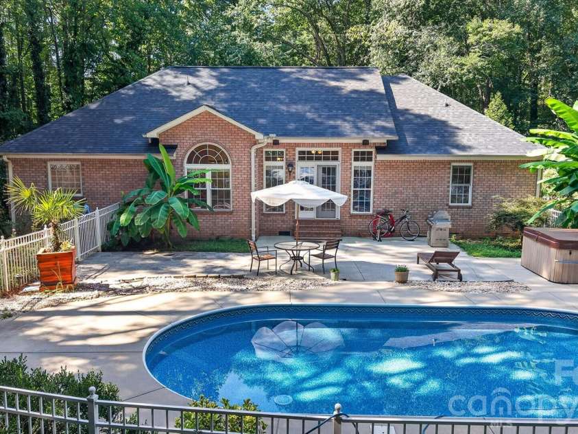 7097 Windy Pine Circle, Denver, NC 28037.  MLS# CAR4412633, YatesRealty ID 46779. 