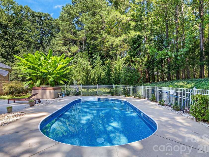 7097 Windy Pine Circle, Denver, NC 28037.  MLS# CAR4412633, YatesRealty ID 46779. 
