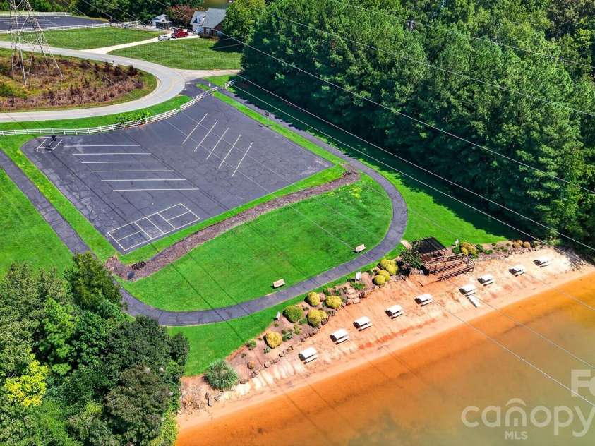 7097 Windy Pine Circle, Denver, NC 28037.  MLS# CAR4412633, YatesRealty ID 46779. 