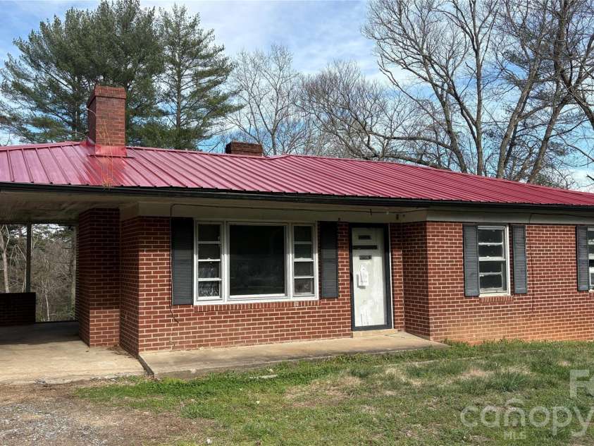 3078 Pax Hill Road, Morganton, NC 28655.  MLS# CAR4358420, YatesRealty ID 4678. 