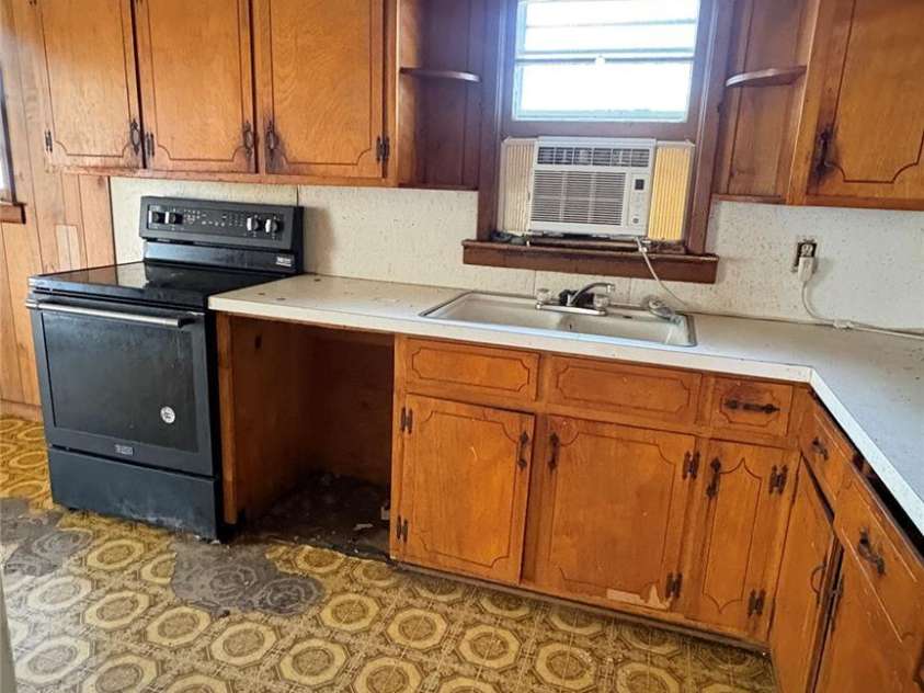 3078 Pax Hill Road, Morganton, NC 28655.  MLS# CAR4358420, YatesRealty ID 4678. 