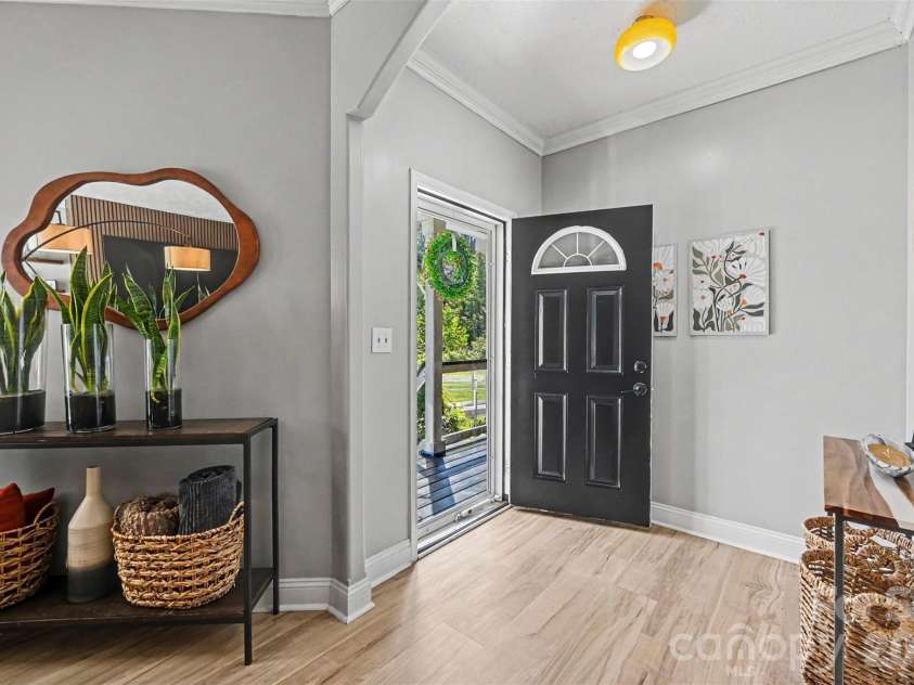 140 Broome Farm Lane, Mooresville, NC 28115.  MLS# CAR4413298, YatesRealty ID 46780. 