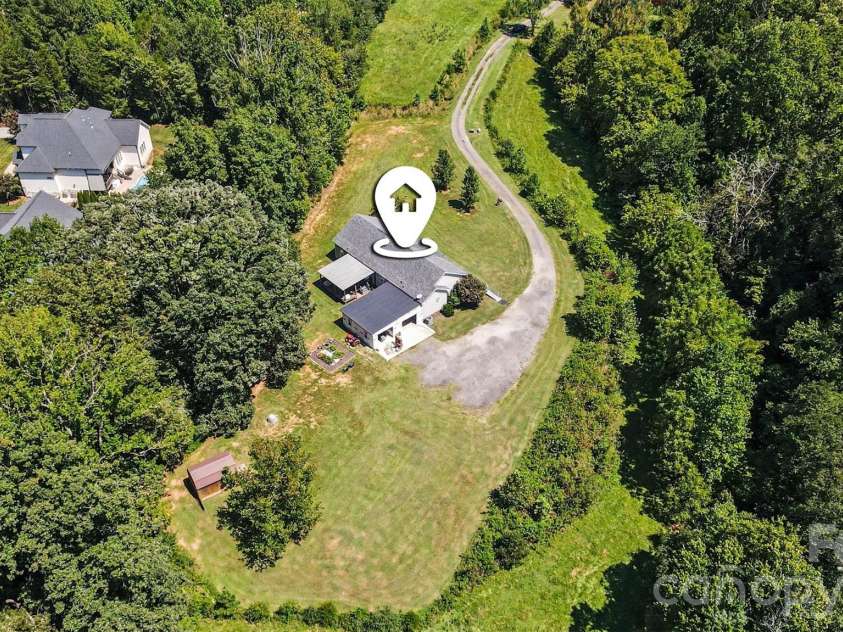 140 Broome Farm Lane, Mooresville, NC 28115.  MLS# CAR4413298, YatesRealty ID 46780. 