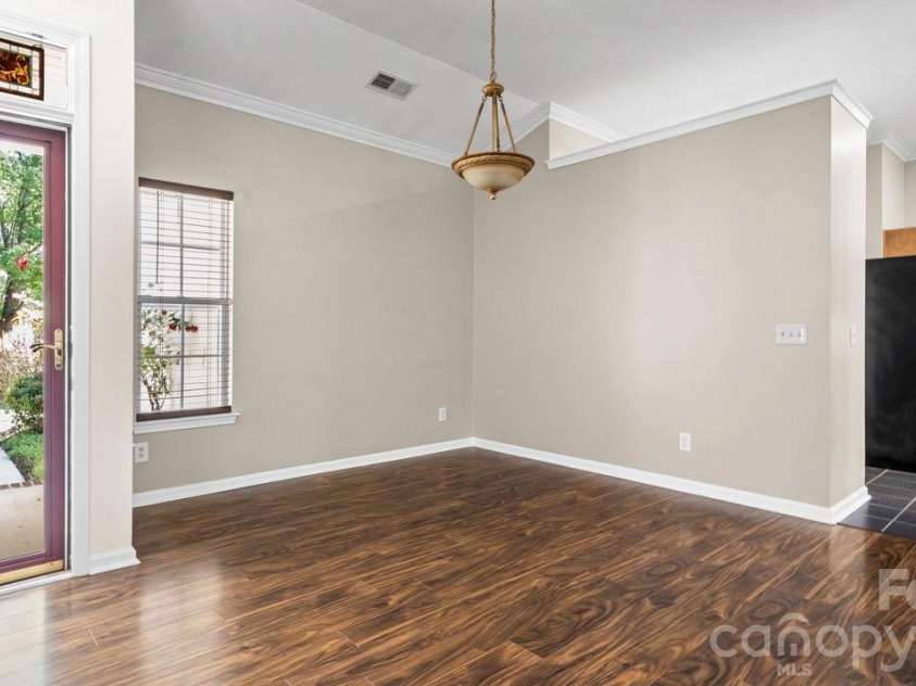 11320 Hunters Landing Drive, Charlotte, NC 28273.  MLS# CAR4415176, YatesRealty ID 46784. 