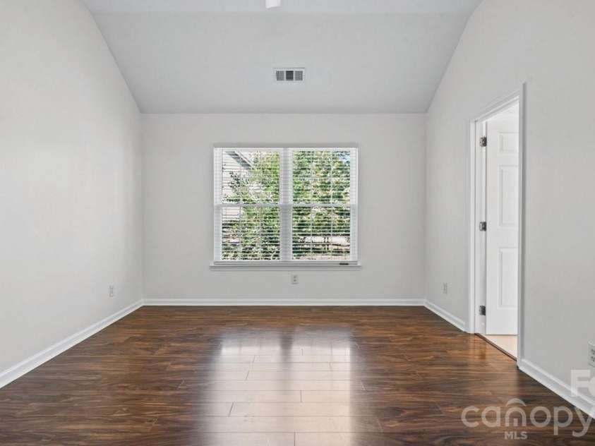 11320 Hunters Landing Drive, Charlotte, NC 28273.  MLS# CAR4415176, YatesRealty ID 46784. 