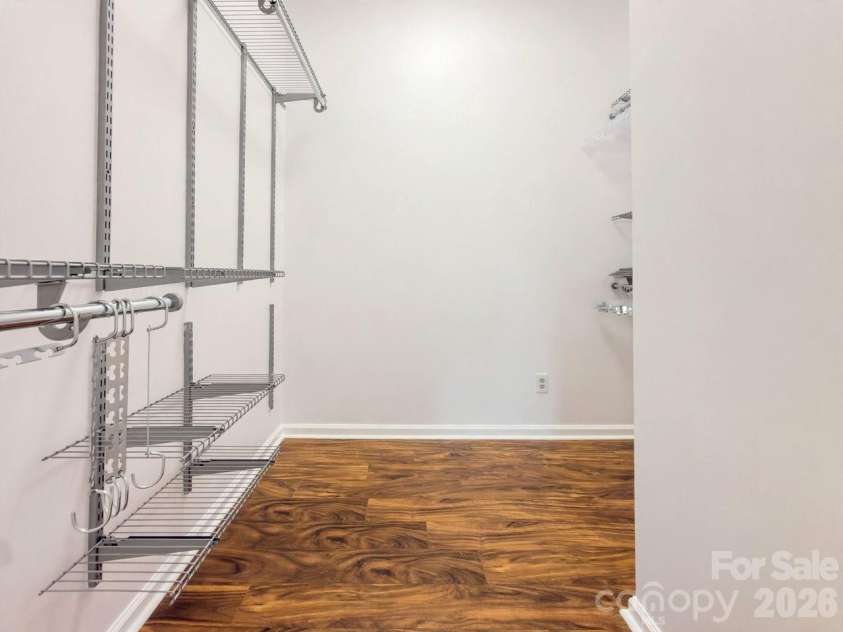 11320 Hunters Landing Drive, Charlotte, NC 28273.  MLS# CAR4415176, YatesRealty ID 46784. 