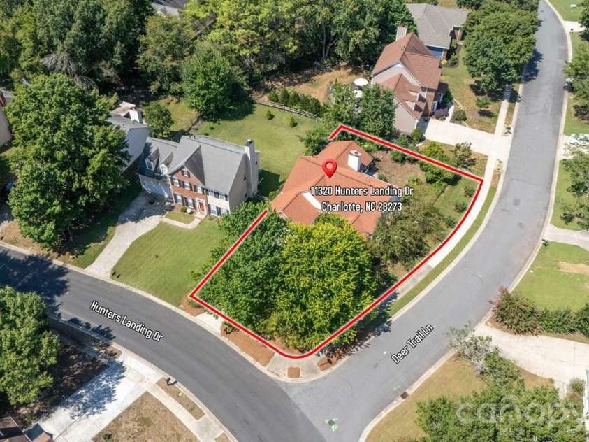 11320 Hunters Landing Drive, Charlotte, NC 28273.  MLS# CAR4415176, YatesRealty ID 46784. 