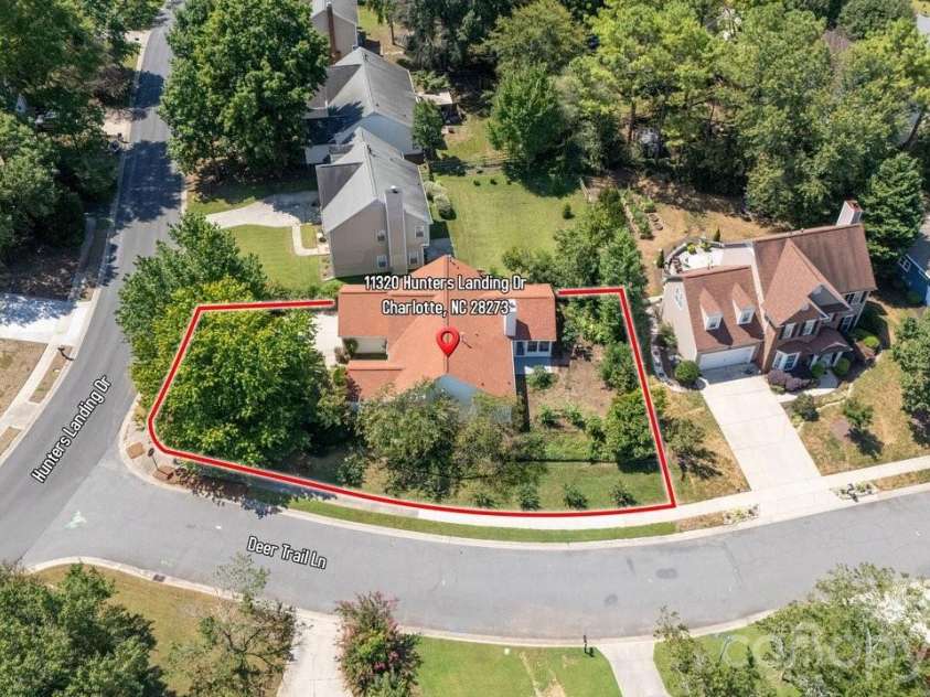 11320 Hunters Landing Drive, Charlotte, NC 28273.  MLS# CAR4415176, YatesRealty ID 46784. 