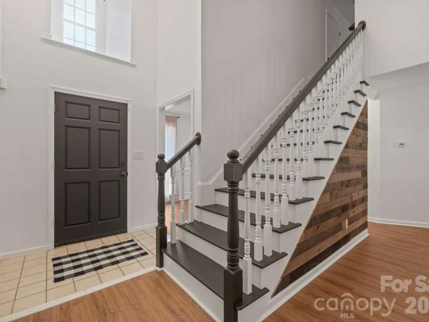 3618 Easthampton Drive, Gastonia, NC 28056.  MLS# CAR4418108, YatesRealty ID 46785. 
