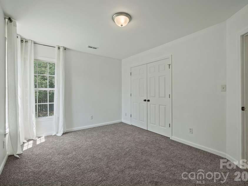 3618 Easthampton Drive, Gastonia, NC 28056.  MLS# CAR4418108, YatesRealty ID 46785. 