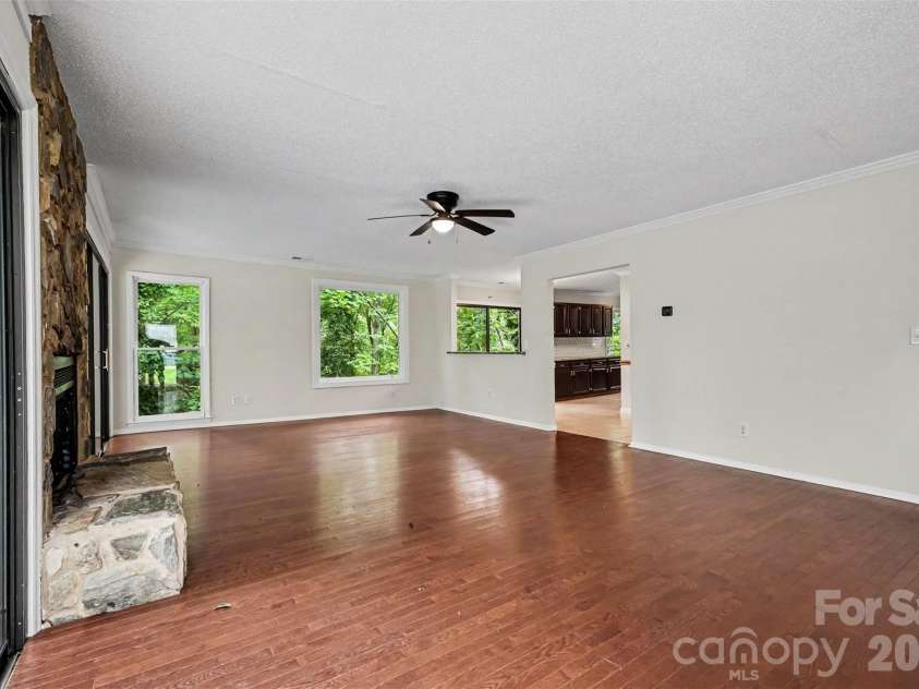 4066 Triton Drive, Tega Cay, SC 29708.  MLS# CAR4418087, YatesRealty ID 46786. 