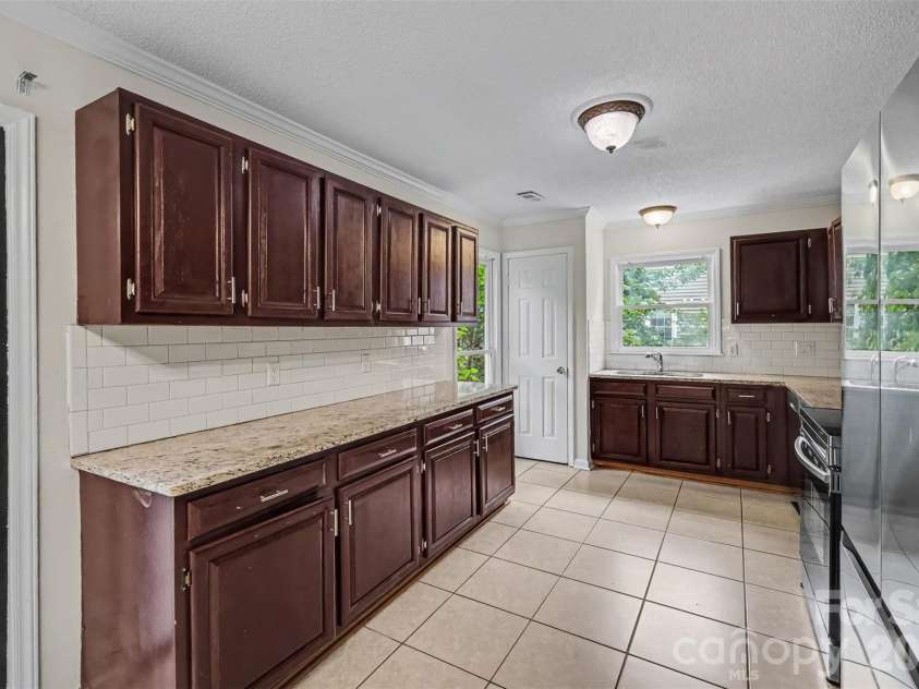 4066 Triton Drive, Tega Cay, SC 29708.  MLS# CAR4418087, YatesRealty ID 46786. 