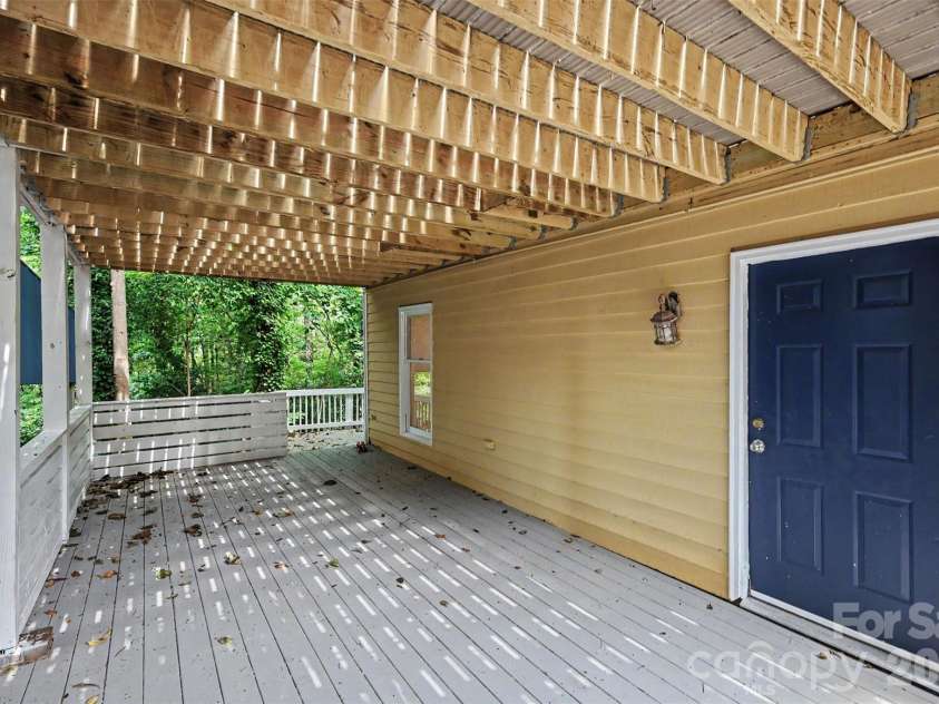 4066 Triton Drive, Tega Cay, SC 29708.  MLS# CAR4418087, YatesRealty ID 46786. 