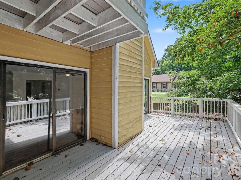 4066 Triton Drive, Tega Cay, SC 29708.  MLS# CAR4418087, YatesRealty ID 46786. 