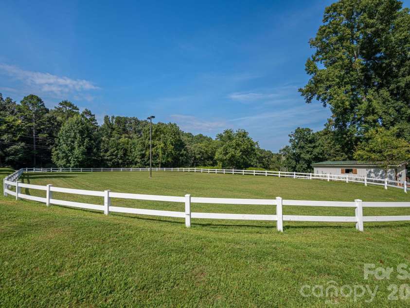 340 Whippoorwill Lane, Mount Holly, NC 28120.  MLS# CAR4417978, YatesRealty ID 46788. Arena