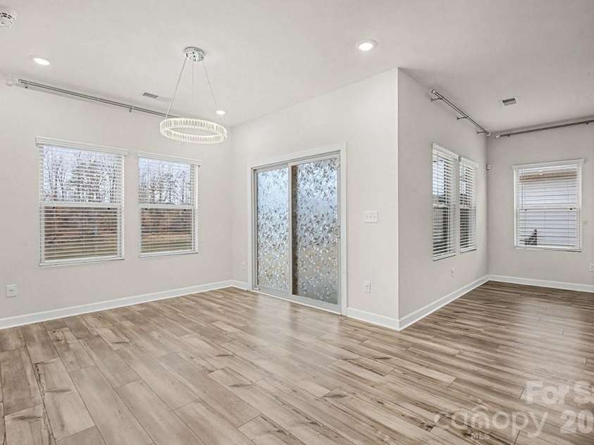 7120 American Elm Road, Charlotte, NC 28215.  MLS# CAR4351345, YatesRealty ID 4679. 