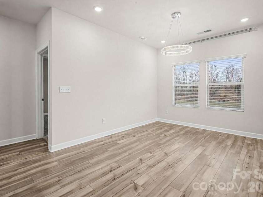 7120 American Elm Road, Charlotte, NC 28215.  MLS# CAR4351345, YatesRealty ID 4679. 