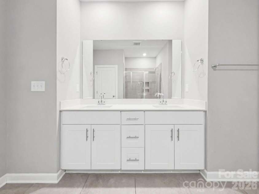 7120 American Elm Road, Charlotte, NC 28215.  MLS# CAR4351345, YatesRealty ID 4679. 
