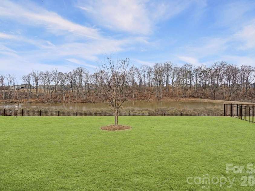 7120 American Elm Road, Charlotte, NC 28215.  MLS# CAR4351345, YatesRealty ID 4679. 