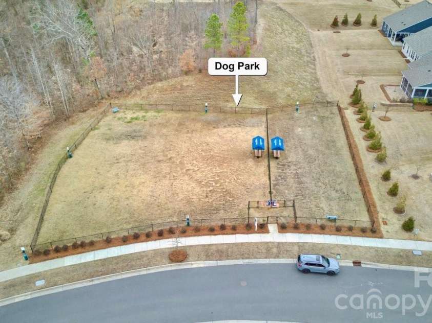 7120 American Elm Road, Charlotte, NC 28215.  MLS# CAR4351345, YatesRealty ID 4679. 