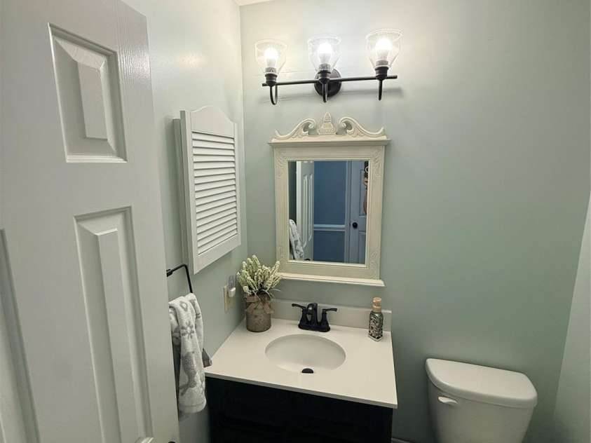 106 Webbed Foot Road, Mooresville, NC 28117.  MLS# CAR4416003, YatesRealty ID 46790. 