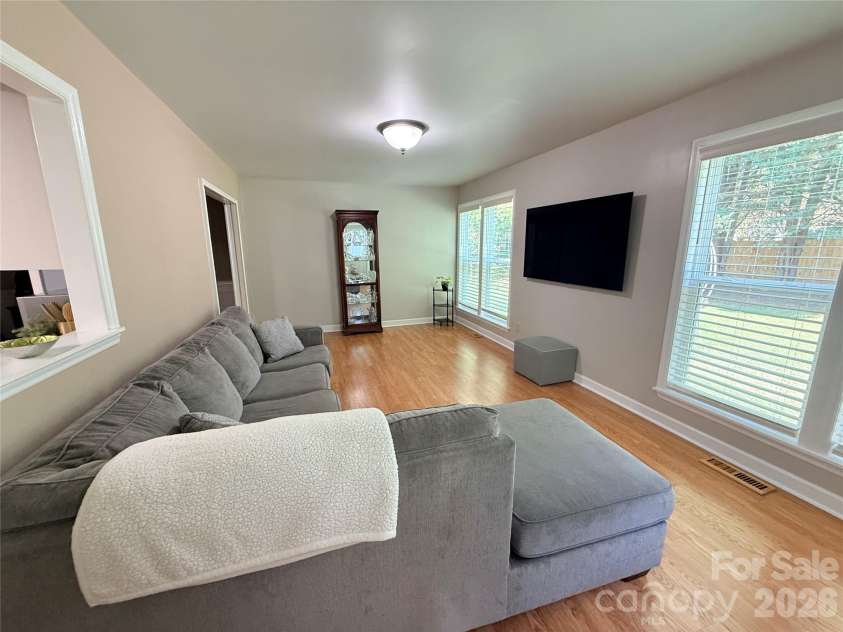 106 Webbed Foot Road, Mooresville, NC 28117.  MLS# CAR4416003, YatesRealty ID 46790. 