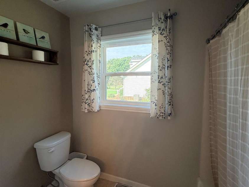 106 Webbed Foot Road, Mooresville, NC 28117.  MLS# CAR4416003, YatesRealty ID 46790. 