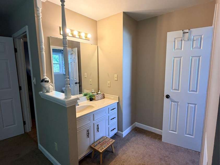 106 Webbed Foot Road, Mooresville, NC 28117.  MLS# CAR4416003, YatesRealty ID 46790. 