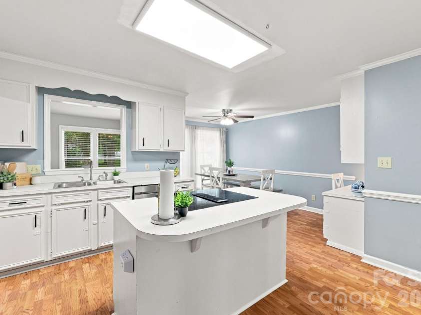 106 Webbed Foot Road, Mooresville, NC 28117.  MLS# CAR4416003, YatesRealty ID 46790. Kitchen with Abundant Cabinet & Counter Space