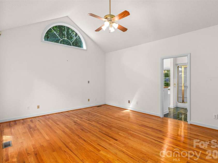 6756 Hawks Nest Lane, Stanley, NC 28164.  MLS# CAR4416084, YatesRealty ID 46791. Primary bedroom