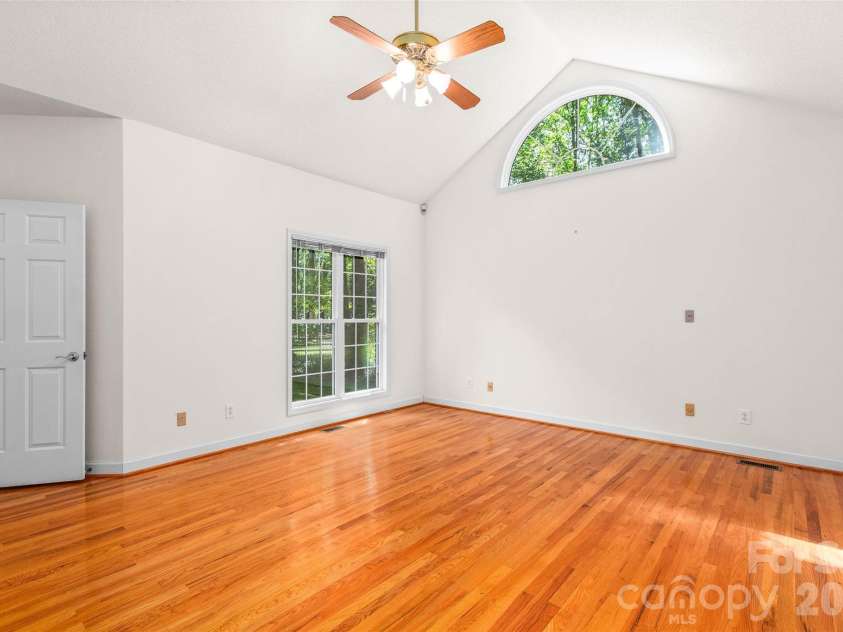 6756 Hawks Nest Lane, Stanley, NC 28164.  MLS# CAR4416084, YatesRealty ID 46791. Primary bedroom