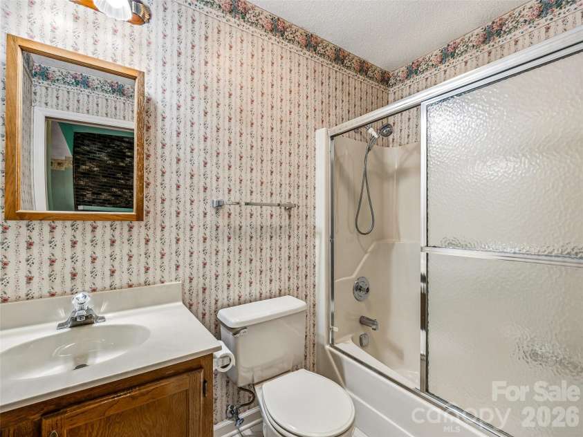126 Surry Lane, Hendersonville, NC 28791.  MLS# CAR4388301, YatesRealty ID 46792. 