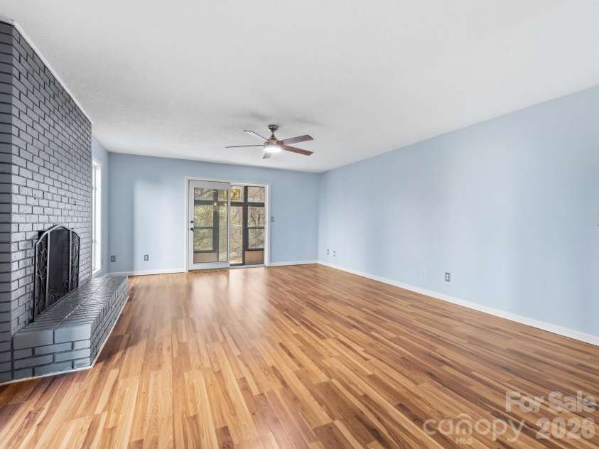 71 Pebble Creek Drive, Asheville, NC 28803.  MLS# CAR4349763, YatesRealty ID 46794. 