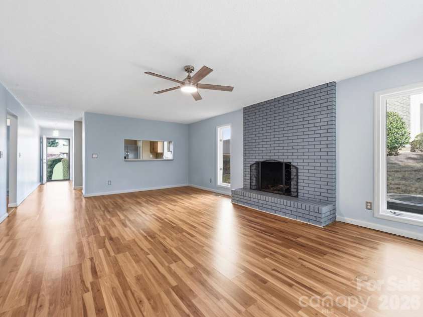 71 Pebble Creek Drive, Asheville, NC 28803.  MLS# CAR4349763, YatesRealty ID 46794. 
