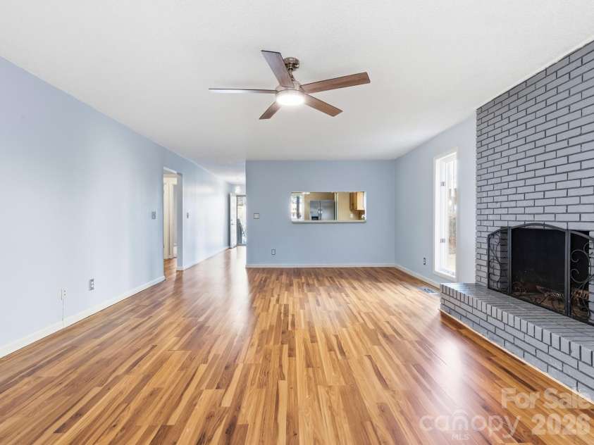 71 Pebble Creek Drive, Asheville, NC 28803.  MLS# CAR4349763, YatesRealty ID 46794. 