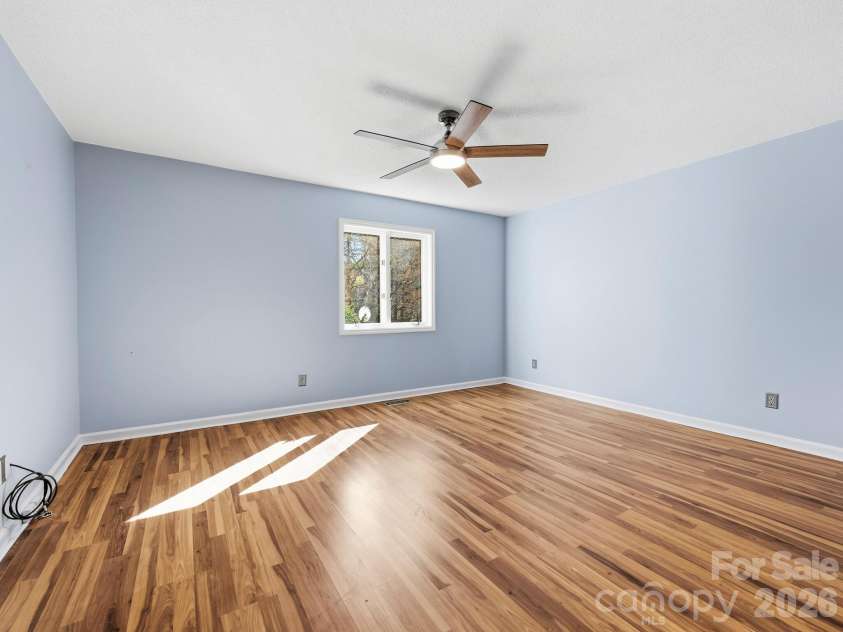 71 Pebble Creek Drive, Asheville, NC 28803.  MLS# CAR4349763, YatesRealty ID 46794. 