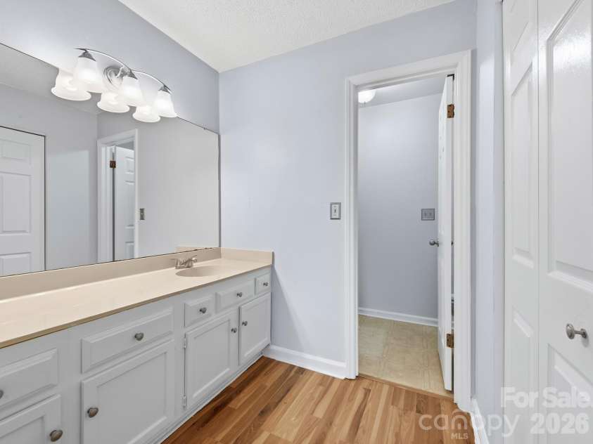 71 Pebble Creek Drive, Asheville, NC 28803.  MLS# CAR4349763, YatesRealty ID 46794. 