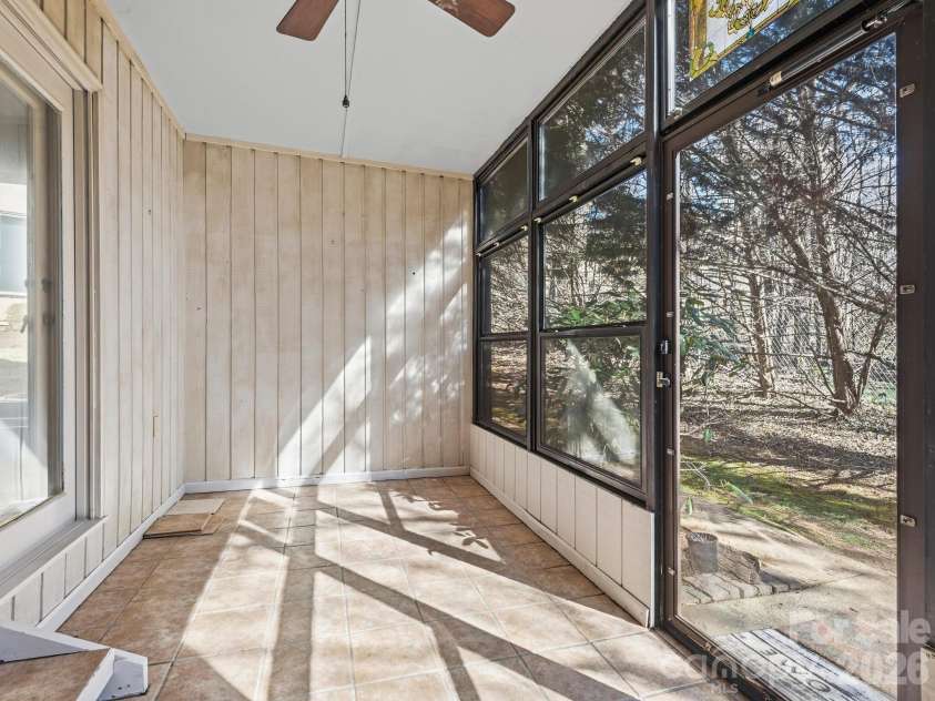 71 Pebble Creek Drive, Asheville, NC 28803.  MLS# CAR4349763, YatesRealty ID 46794. 
