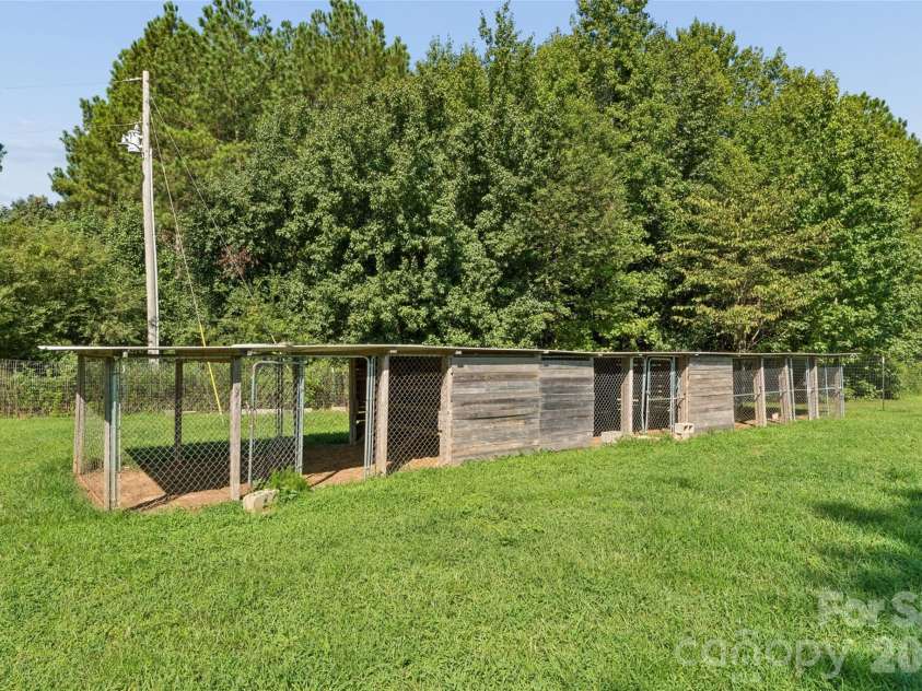 5507 State Line Road, Marshville, NC 28103.  MLS# CAR4414887, YatesRealty ID 46795. 