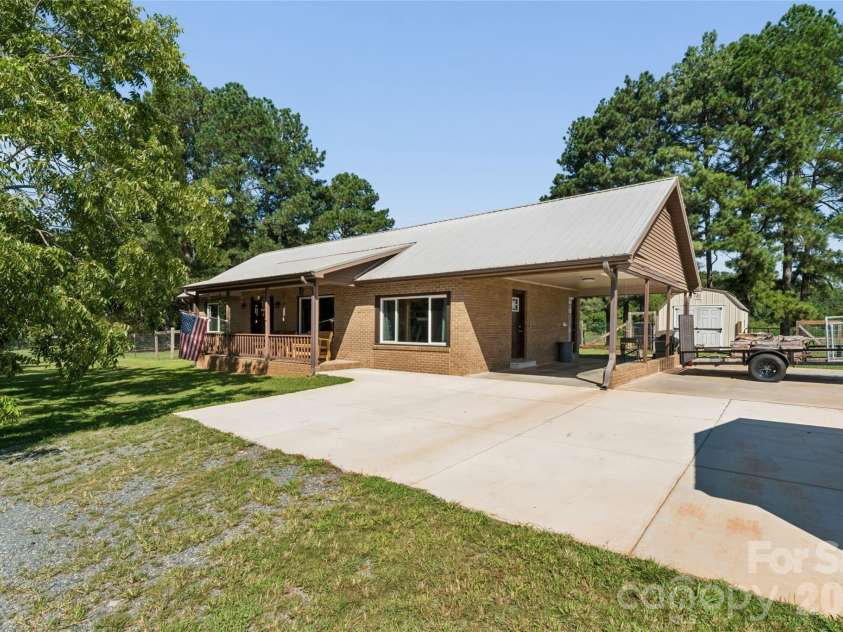 5507 State Line Road, Marshville, NC 28103.  MLS# CAR4414887, YatesRealty ID 46795. 