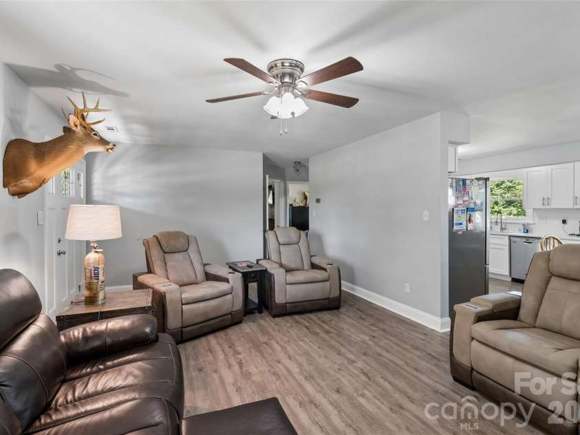 5507 State Line Road, Marshville, NC 28103.  MLS# CAR4414887, YatesRealty ID 46795. 