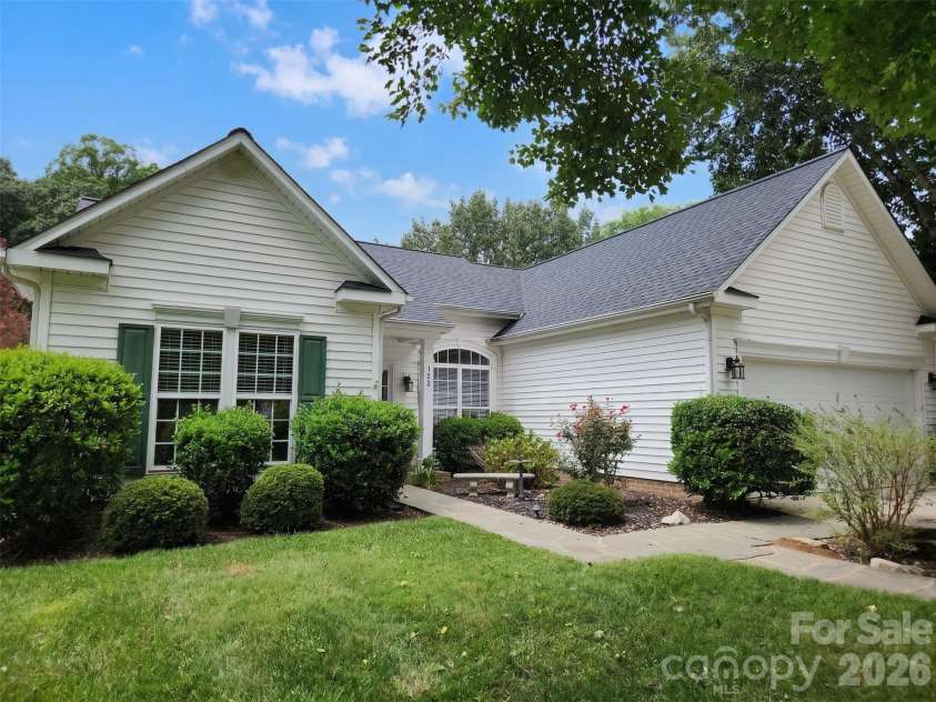 188 Gabriel Drive, Mooresville, NC 28115.  MLS# CAR4416137, YatesRealty ID 46796. 