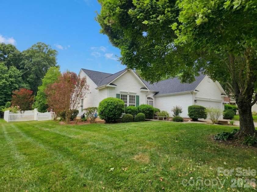 188 Gabriel Drive, Mooresville, NC 28115.  MLS# CAR4416137, YatesRealty ID 46796. 