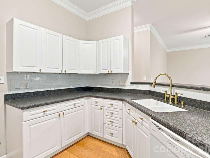 188 Gabriel Drive, Mooresville, NC 28115.  MLS# CAR4416137, YatesRealty ID 46796. 