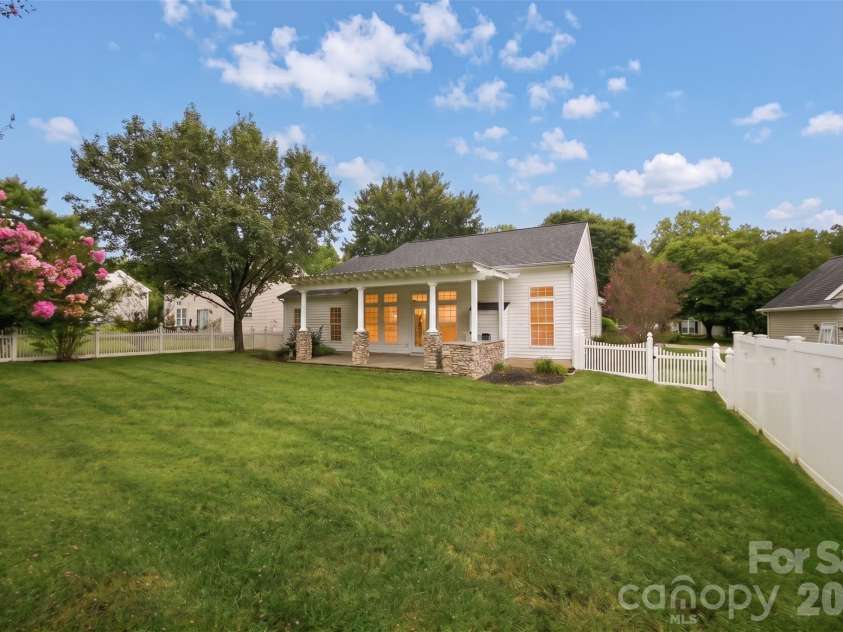 188 Gabriel Drive, Mooresville, NC 28115.  MLS# CAR4416137, YatesRealty ID 46796. 