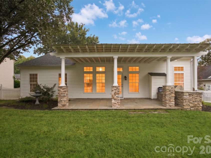 188 Gabriel Drive, Mooresville, NC 28115.  MLS# CAR4416137, YatesRealty ID 46796. 